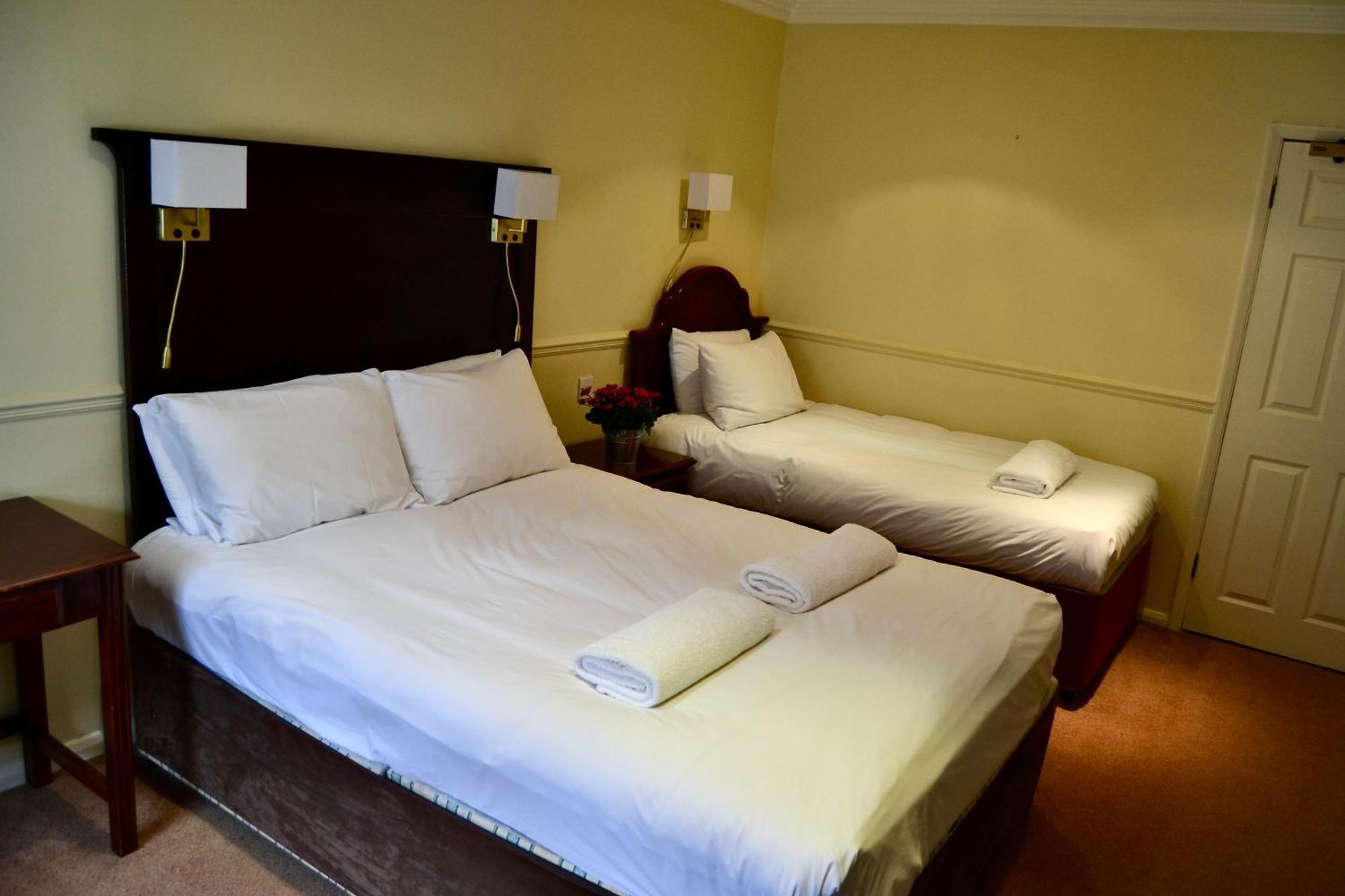 The Crown Hotel Фрамлингхам Экстерьер фото