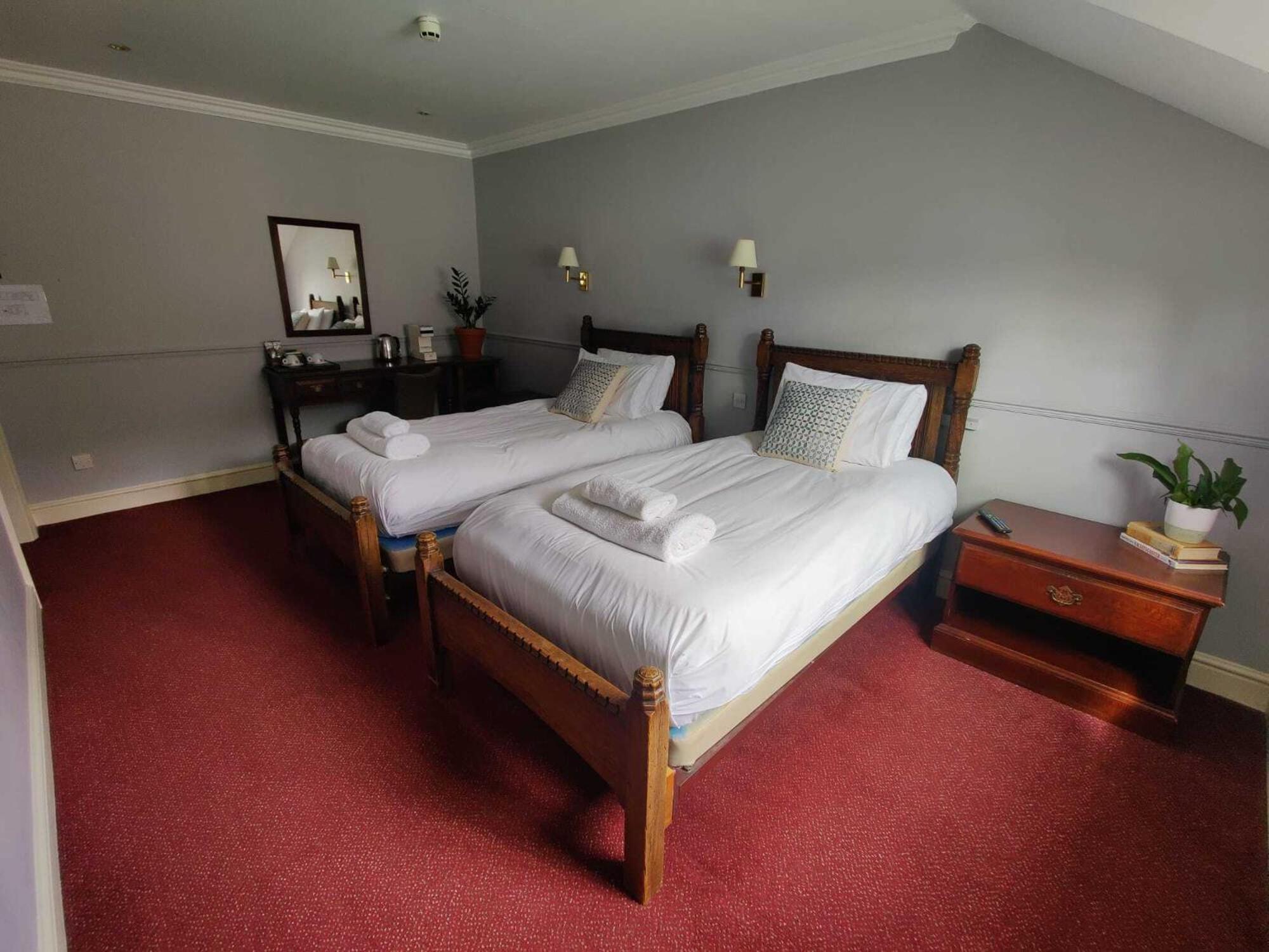 The Crown Hotel Фрамлингхам Номер фото